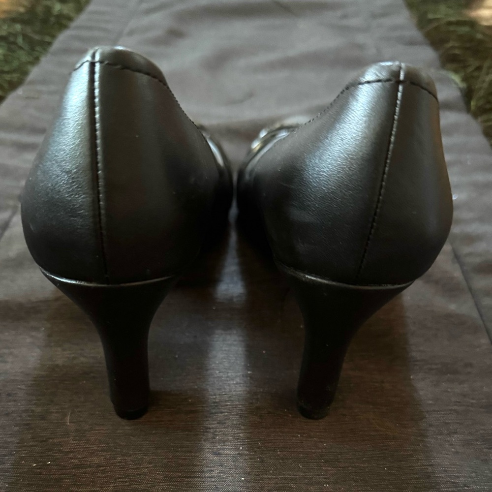 Life Stride Women's Black Buckle Flats - Picture 4 of 5